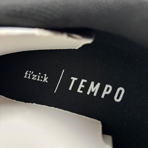 Fizik Tempo Powerstrap R5 - size 48 EU, US Men's 13.5, All Black - Picture 8 of 10